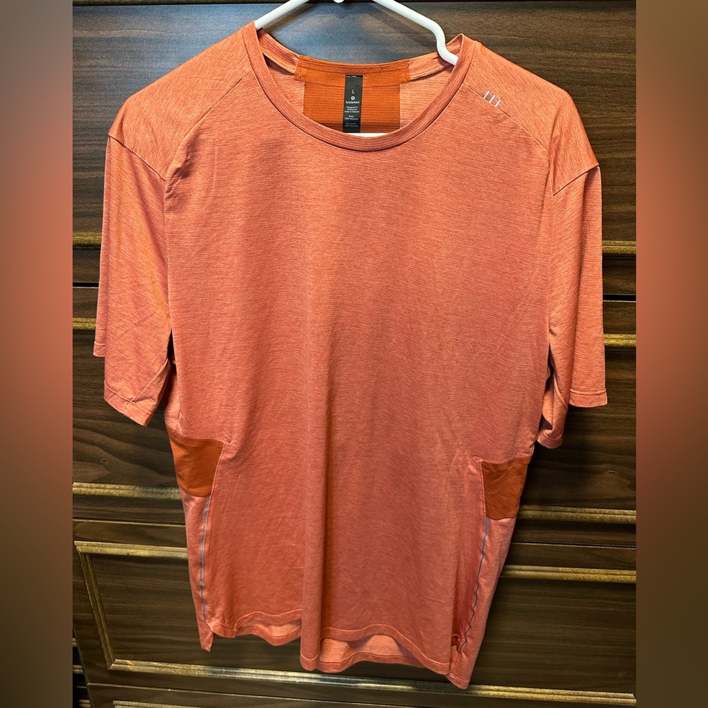 NWOT Lululemon Fast & Free Short Sleeve Size Large
